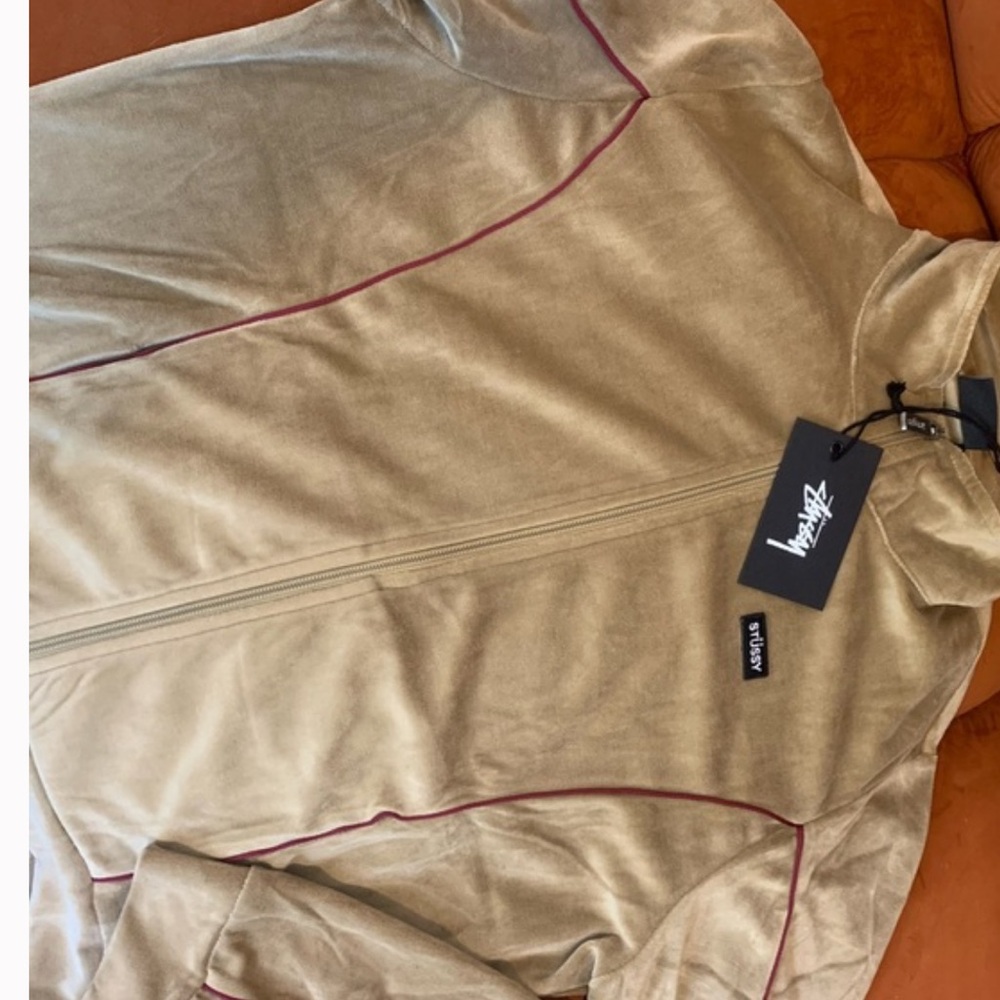 STÜSSY Beige Zip-Up Jacket with Red Accents